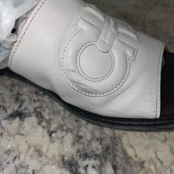 Ferragamo Slides - Picture 2 of 6